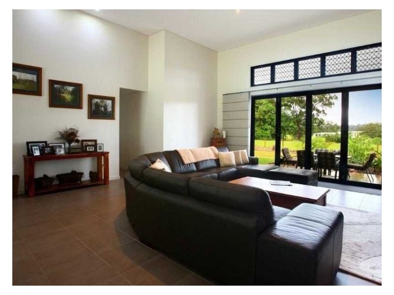 36-40 Golden Valley Place, Valdora QLD 4561