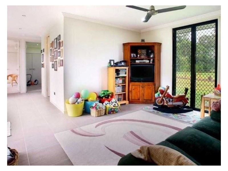 36-40 Golden Valley Place, Valdora QLD 4561