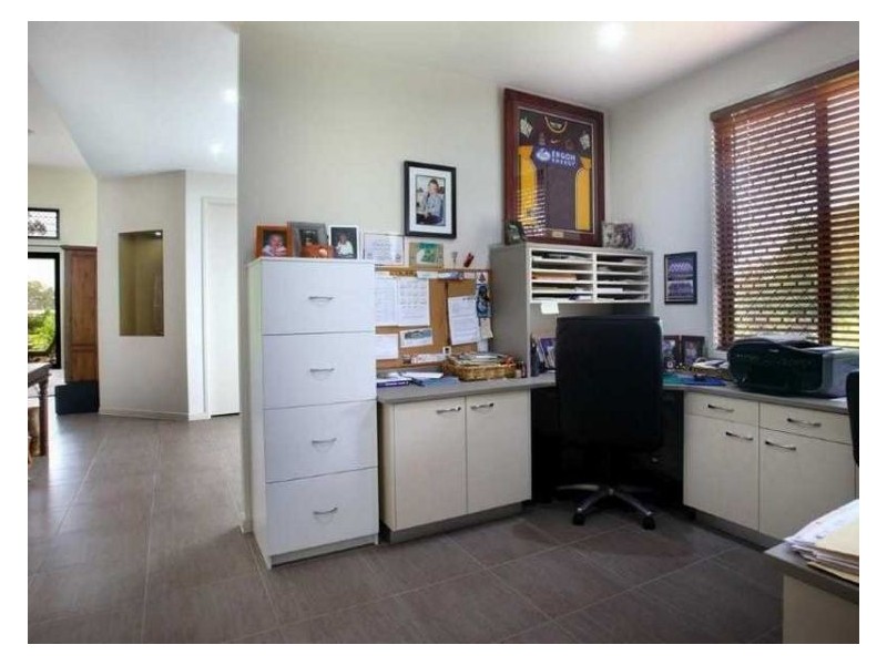 36-40 Golden Valley Place, Valdora QLD 4561