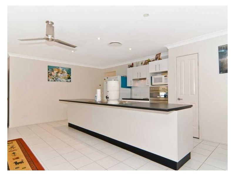 7 Pollys Place, Nambour QLD 4560