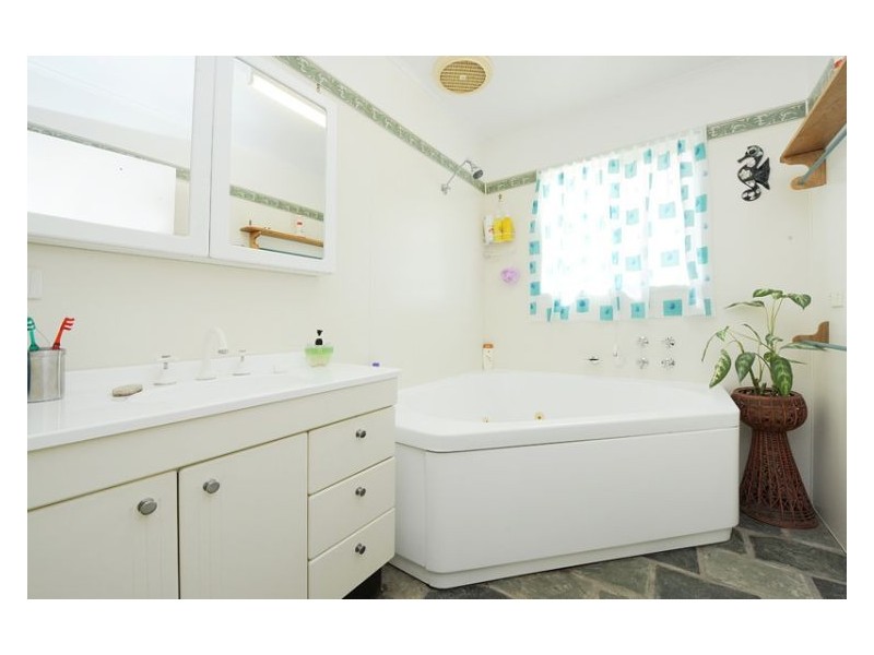 453 Bli Bli Road, Bli Bli QLD 4560