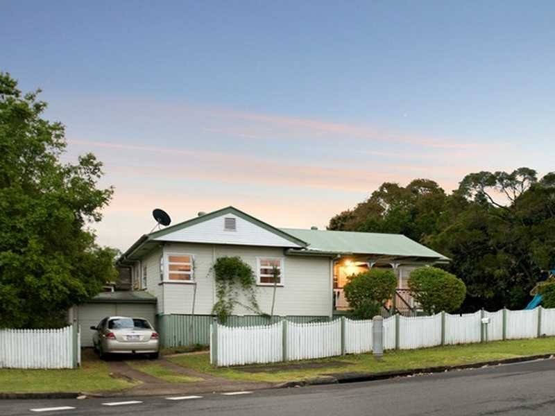 4 Isabella Avenue, Nambour QLD 4560
