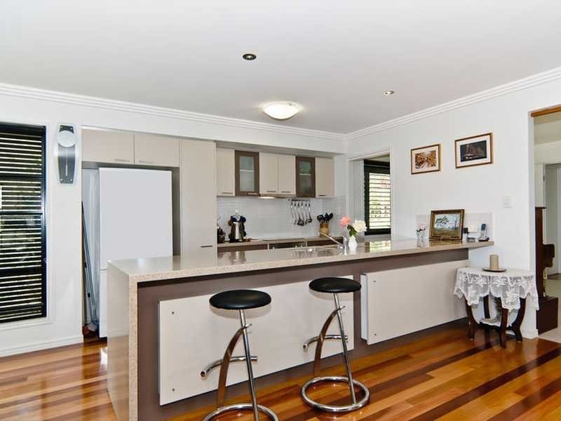 8 Shelly Court, Nambour QLD 4560