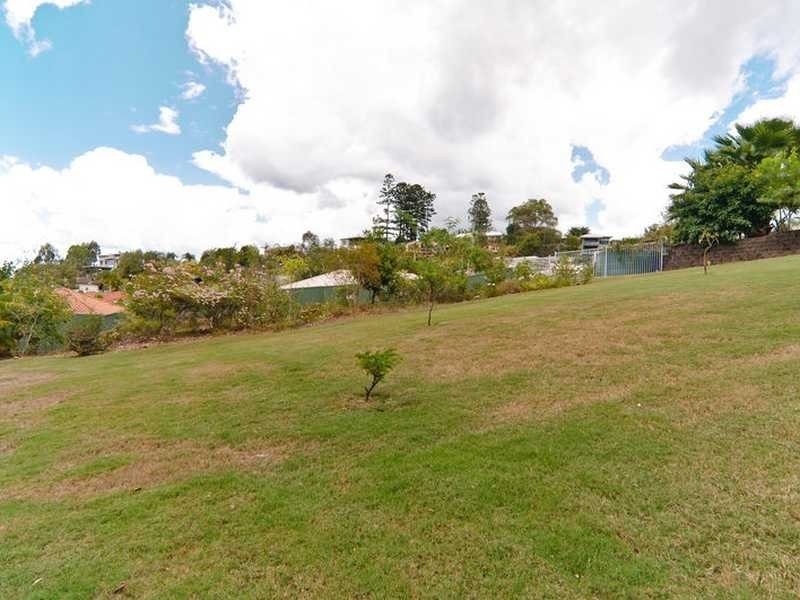 8 Shelly Court, Nambour QLD 4560