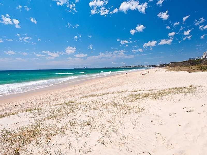 Unit 1/2 Alexandra Parade, Maroochydore QLD 4558
