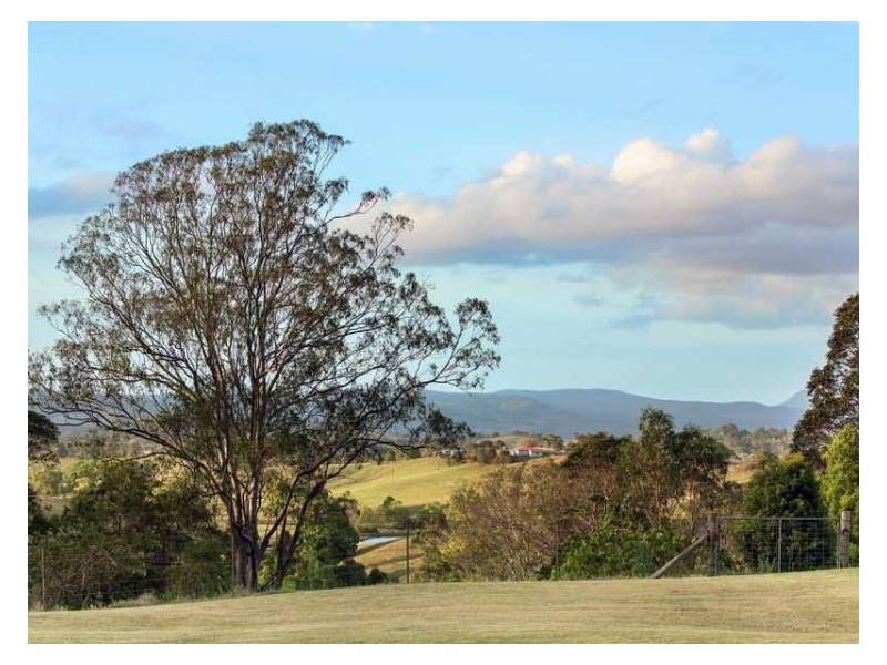 1 Thrushs Road, Dulong QLD 4560