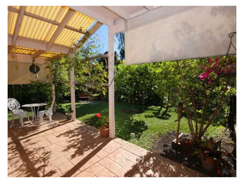 2 Albatross Avenue, Nambour QLD 4560