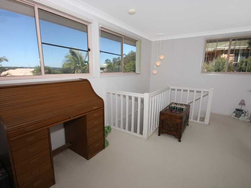 2 Albatross Avenue, Nambour QLD 4560