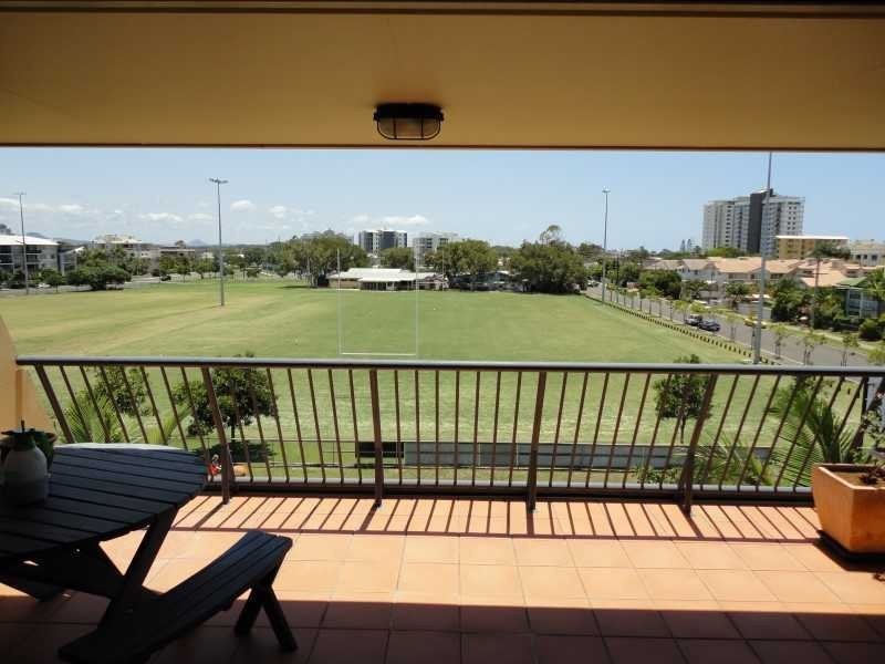 Unit 15/27-31 Kingsford Smith Parade, Maroochydore QLD 4558