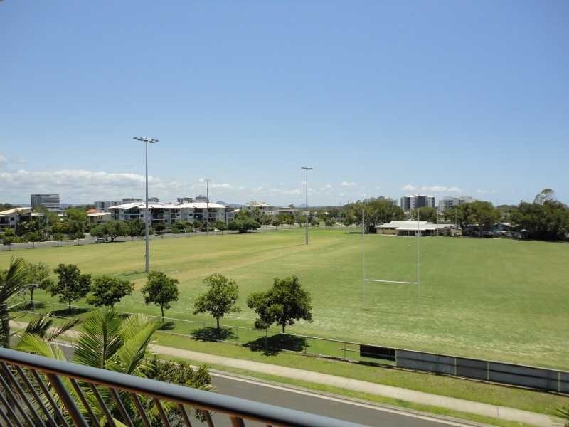 Unit 15/27-31 Kingsford Smith Parade, Maroochydore QLD 4558