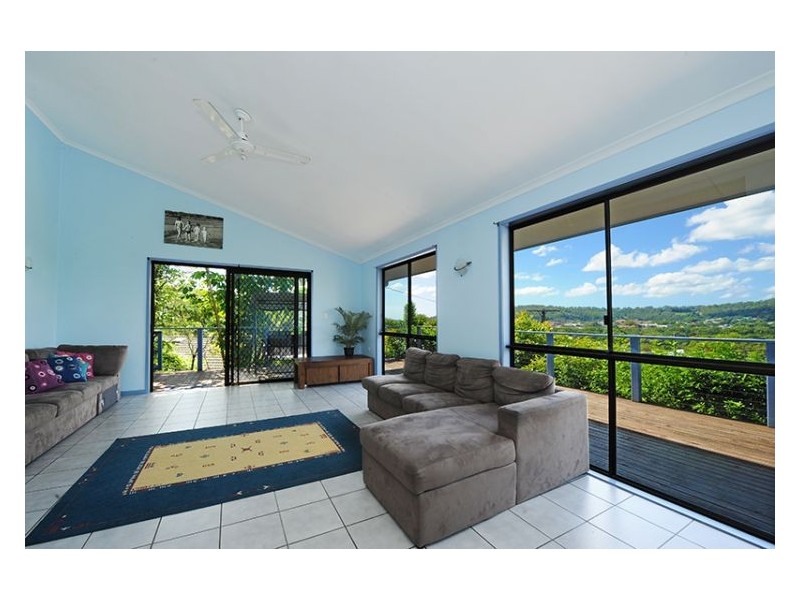 9 Tweedia Close, Nambour QLD 4560