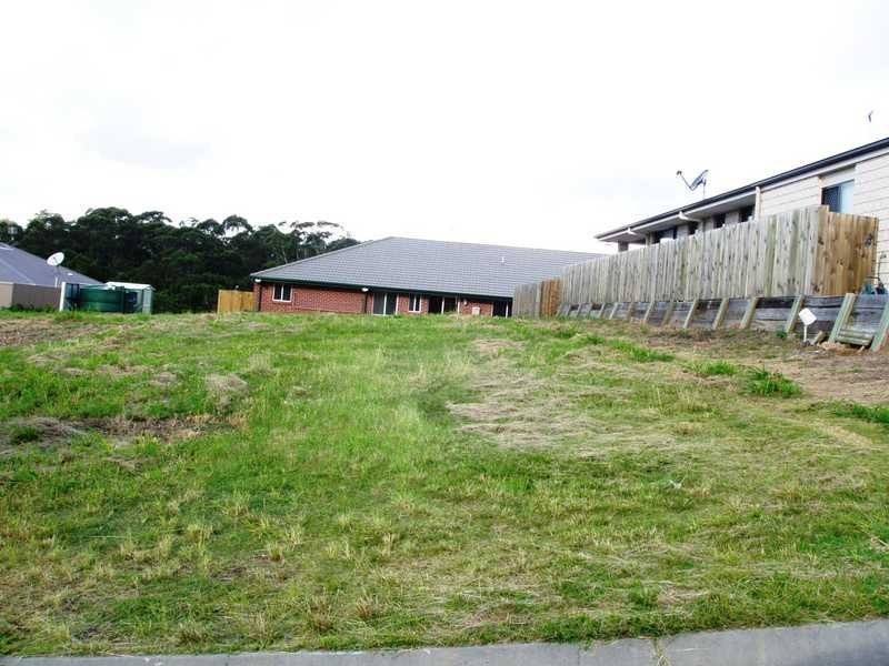 1 Cooee Court, Coes Creek QLD 4560