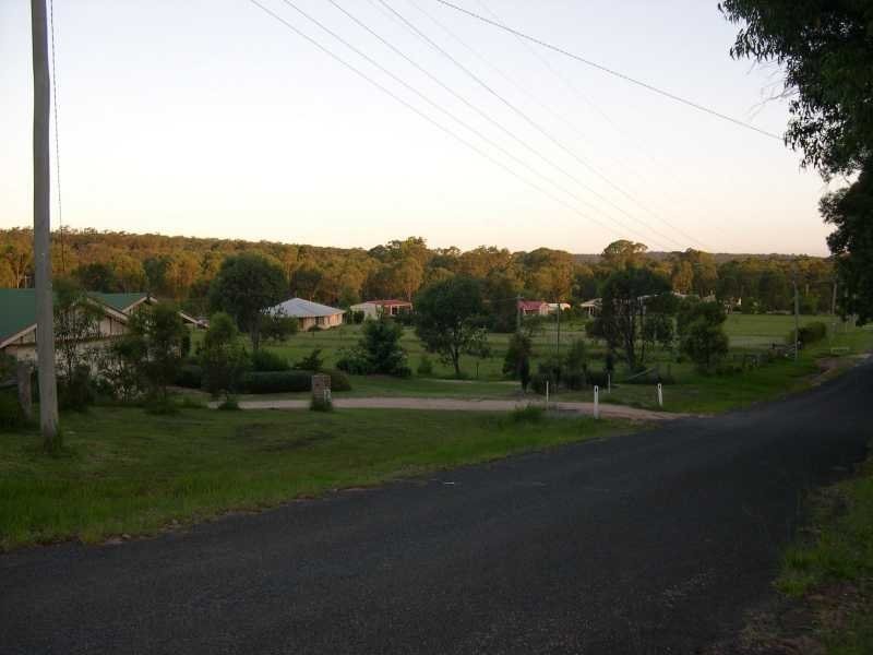 18 Devon Court Road, Crows Nest QLD 4355