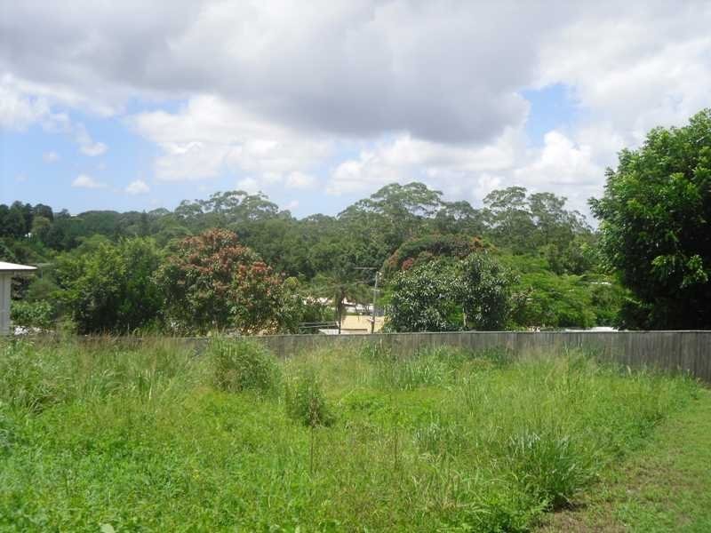 12 Cooee Court, Coes Creek QLD 4560