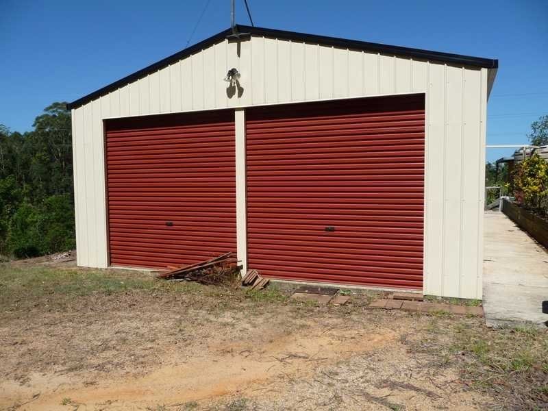 71 Towen Mountain Road, Towen Mountain QLD 4560