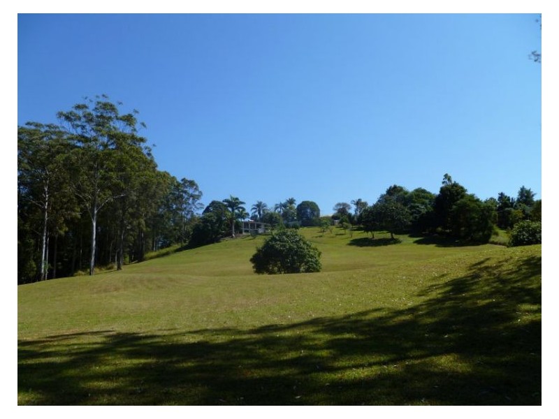 5 Laidlaw Road North, Coes Creek QLD 4560