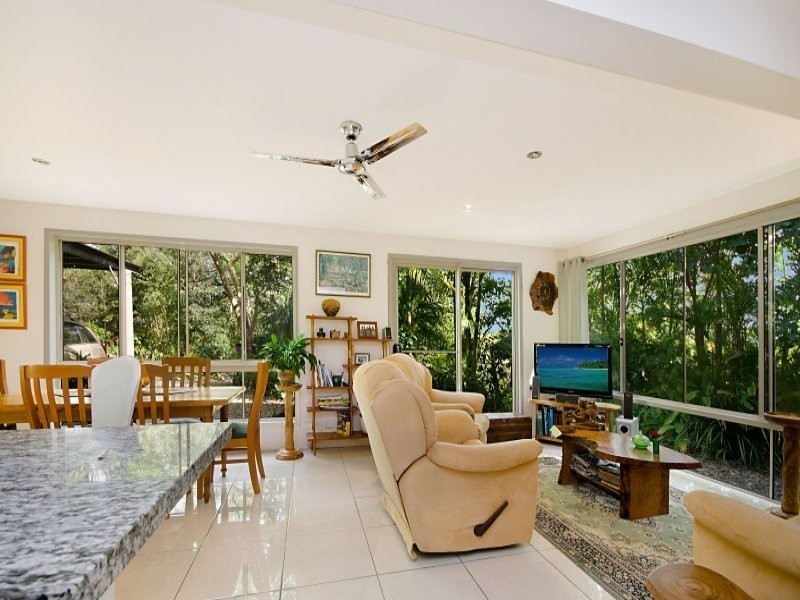 13 Clarinda Road, Ninderry QLD 4561