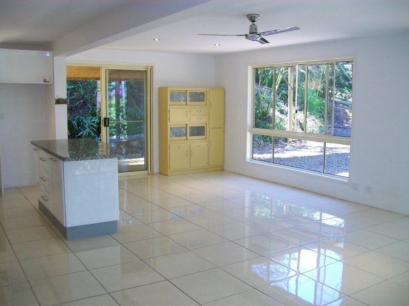 13 Clarinda Road, Ninderry QLD 4561