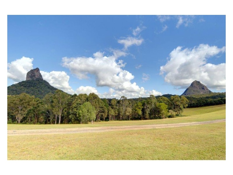Glass House Mountains QLD 4518