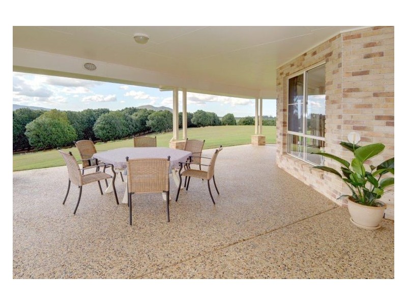 Glass House Mountains QLD 4518