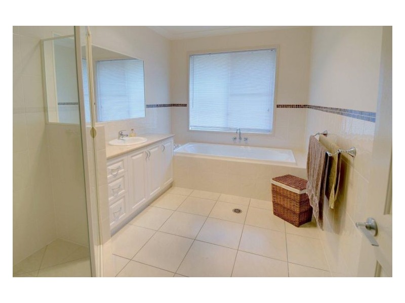 Glass House Mountains QLD 4518