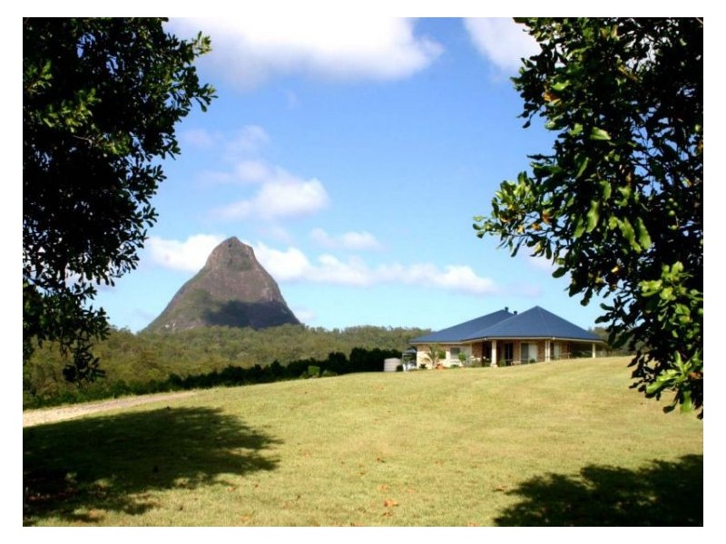 Glass House Mountains QLD 4518