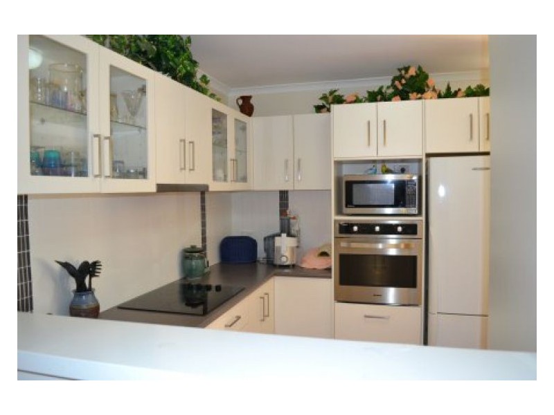 2, 13 Fairmeadow Road, Nambour QLD 4560