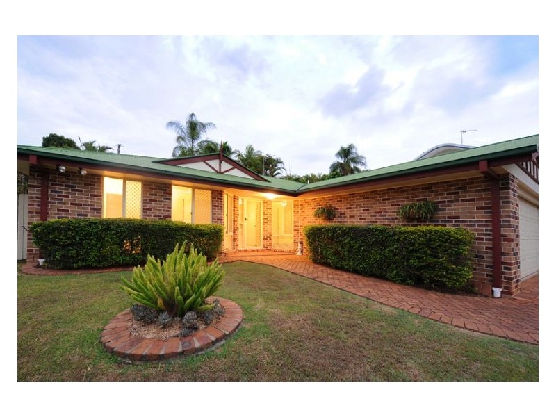 6 Kings Place, Nambour QLD 4560