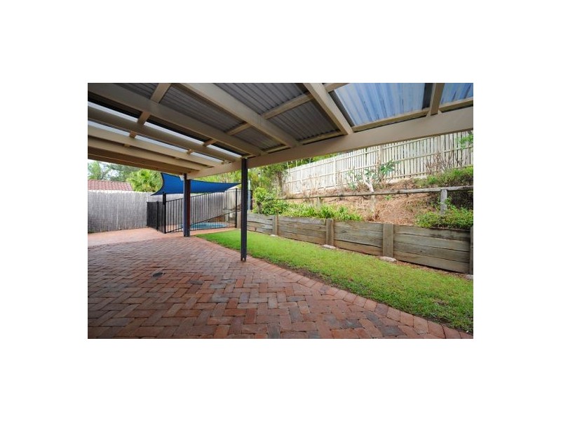 6 Kings Place, Nambour QLD 4560