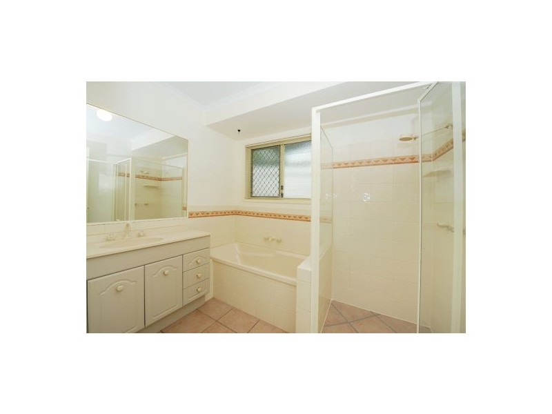 6 Kings Place, Nambour QLD 4560