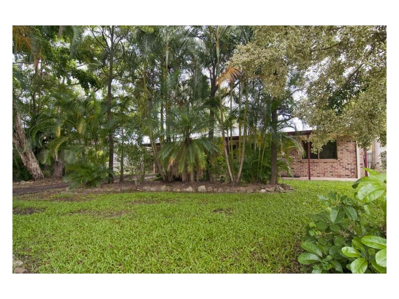 18 Stevens Street, Yandina QLD 4561