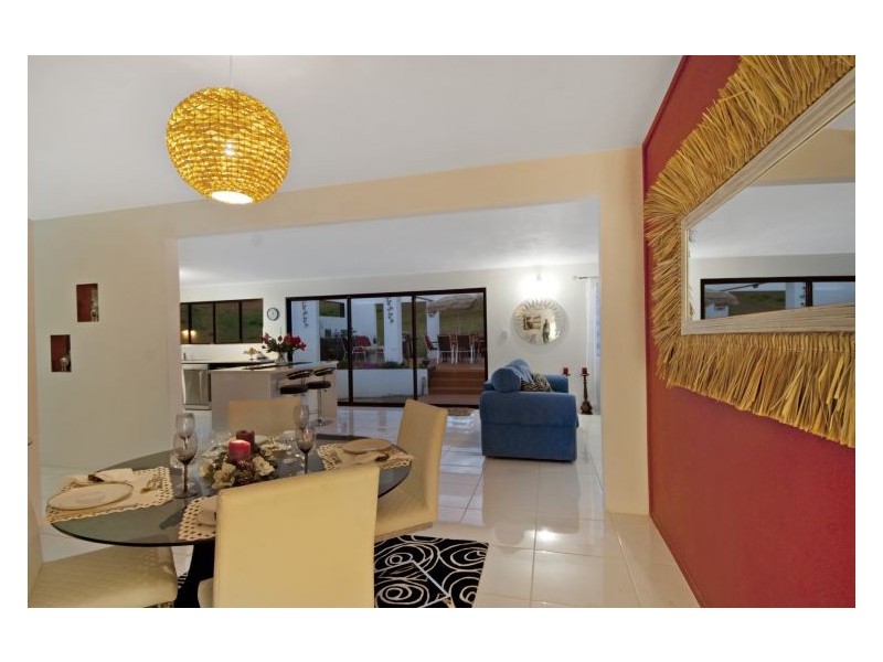 74 Countryview Street, Woombye QLD 4559