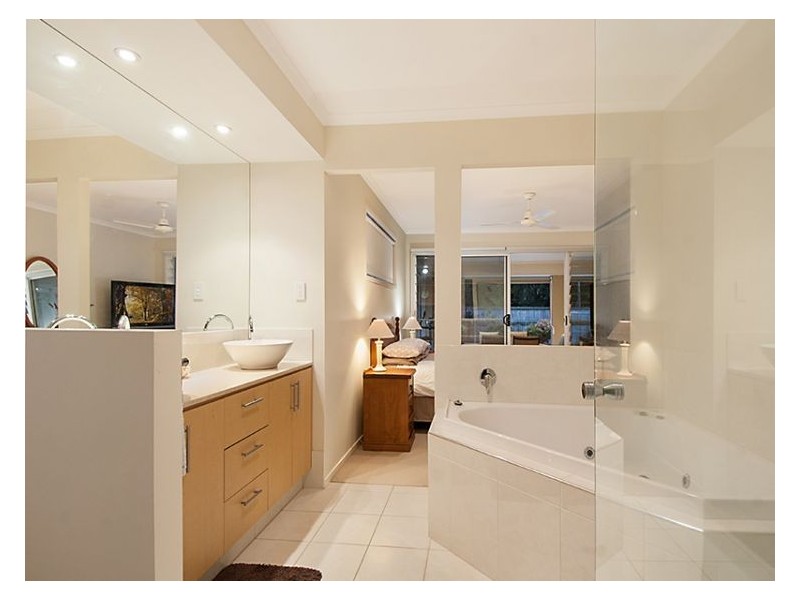 25 Parkwood Place, Palmwoods QLD 4555