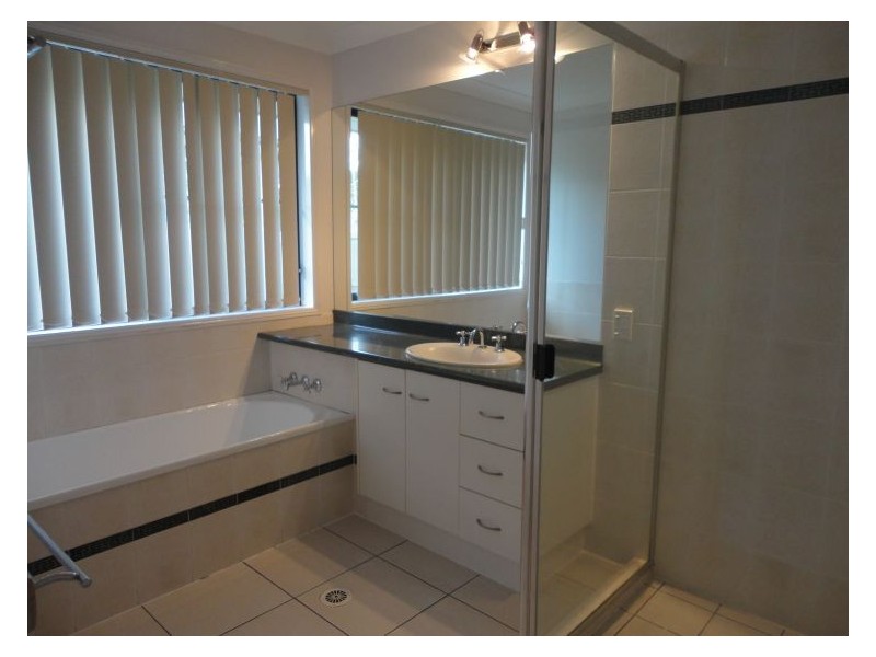 34 Petigrain Avenue, Palmwoods QLD 4555