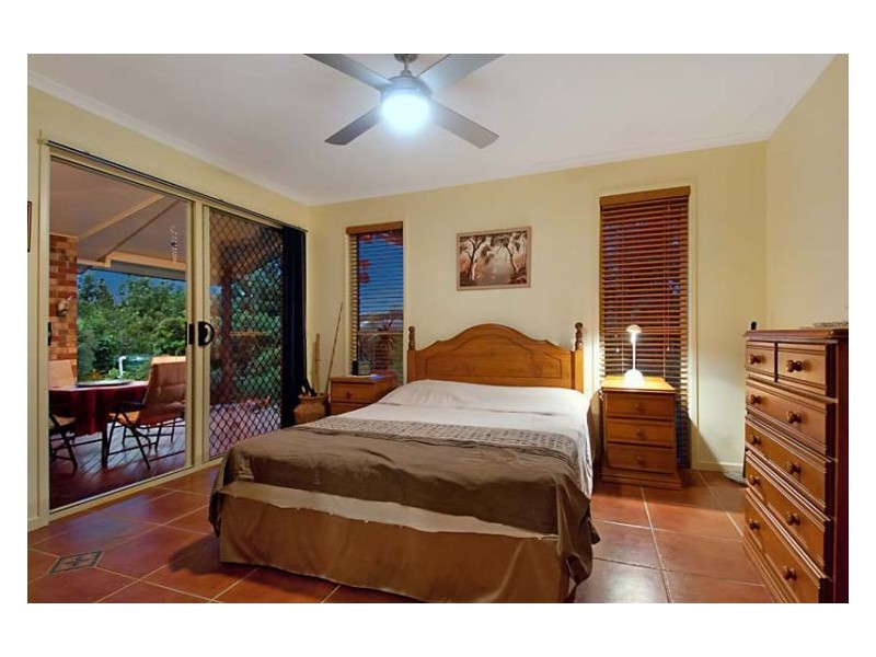 19 Petigrain Avenue, Palmwoods QLD 4555