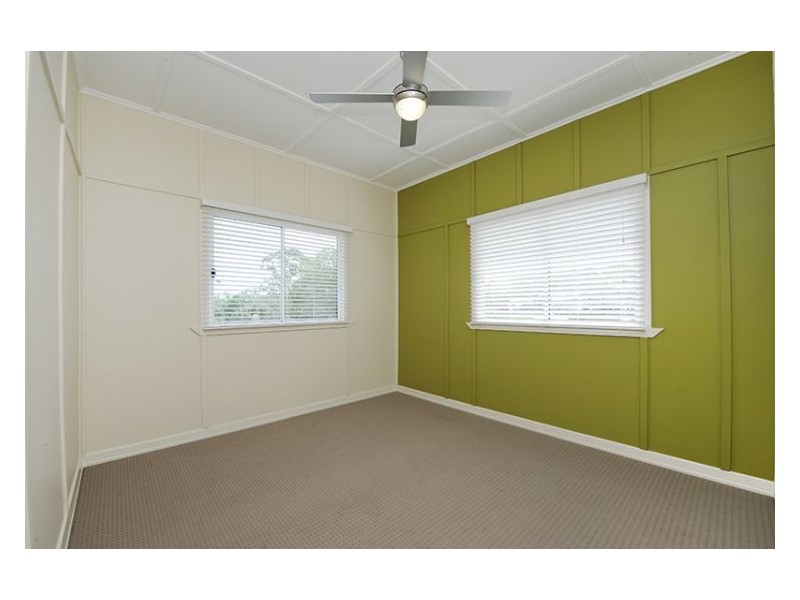 89 Coronation Avenue, Nambour QLD 4560