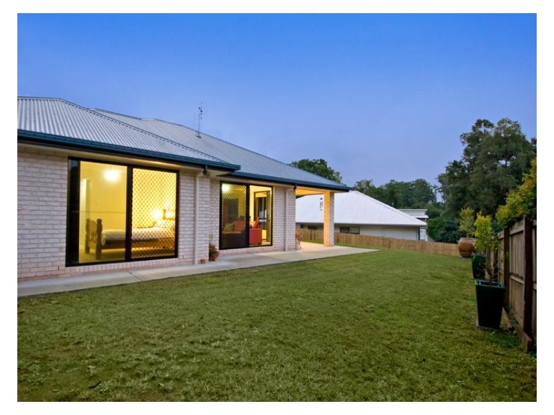 16 Koorawatha Lane, Palmwoods QLD 4555