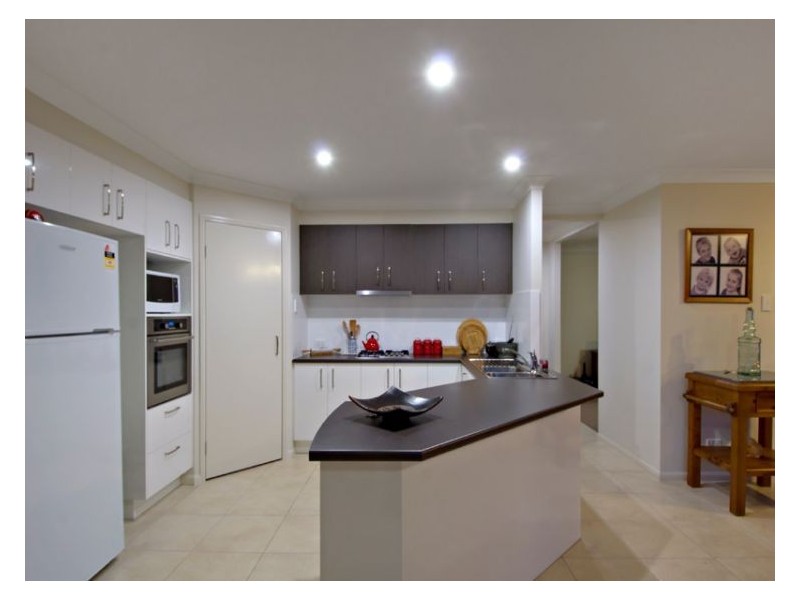 16 Koorawatha Lane, Palmwoods QLD 4555