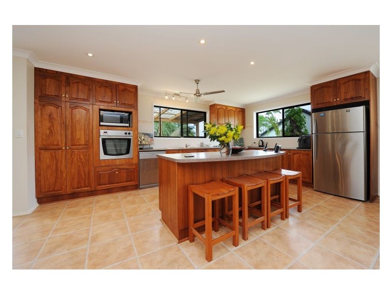 31 Kelks Hill Road, Nambour QLD 4560