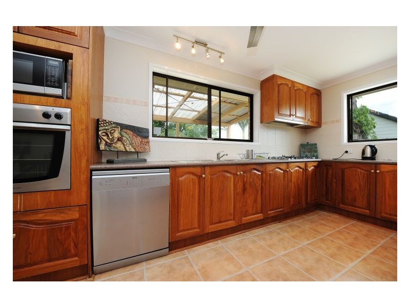 31 Kelks Hill Road, Nambour QLD 4560