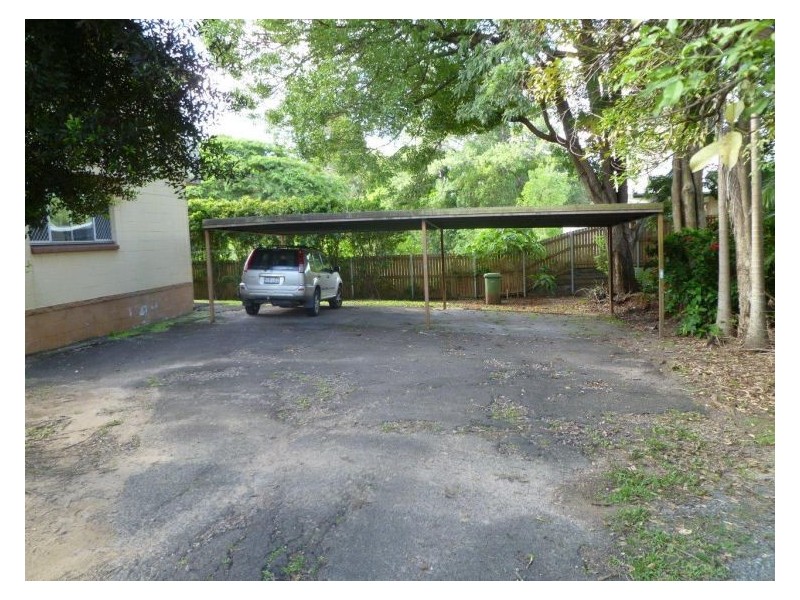 Unit 2/19 Reilly Road, Nambour QLD 4560