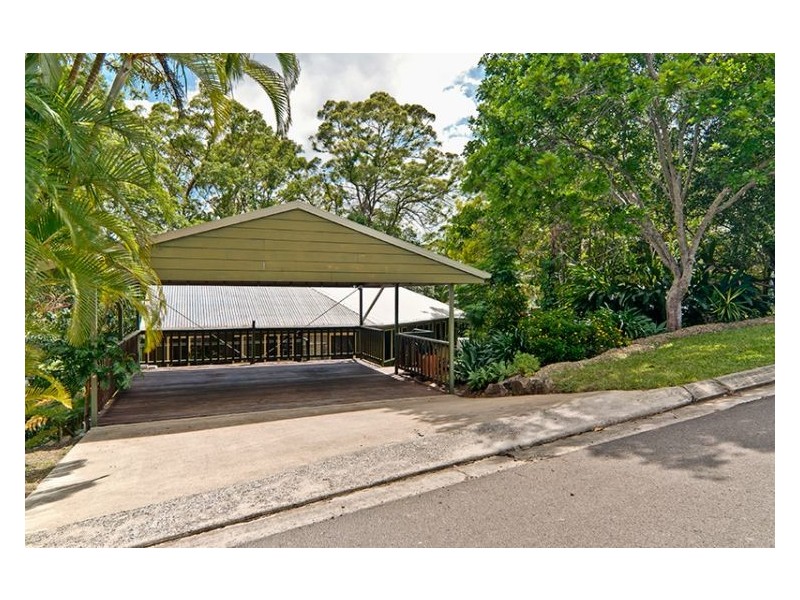 54 Hillcrest Avenue, Nambour QLD 4560