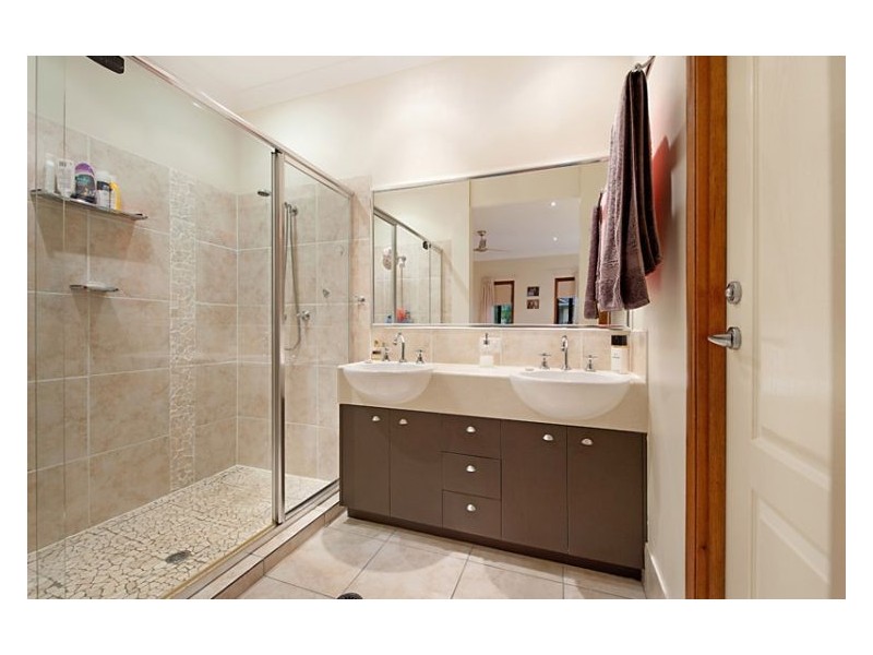 2 Red Jacket Court, Palmwoods QLD 4555