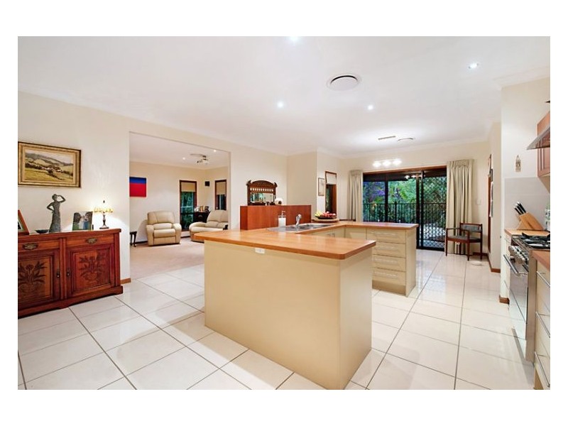 2 Red Jacket Court, Palmwoods QLD 4555