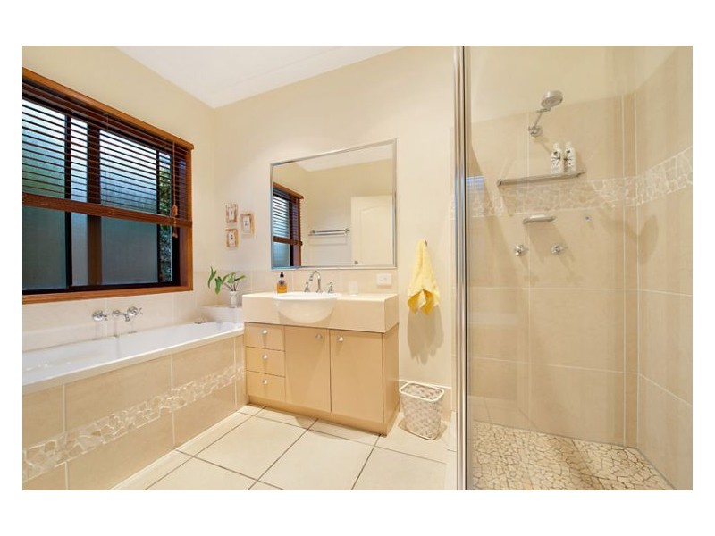 2 Red Jacket Court, Palmwoods QLD 4555