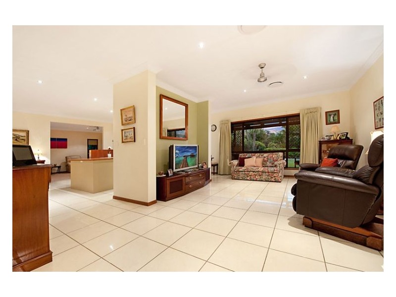 2 Red Jacket Court, Palmwoods QLD 4555