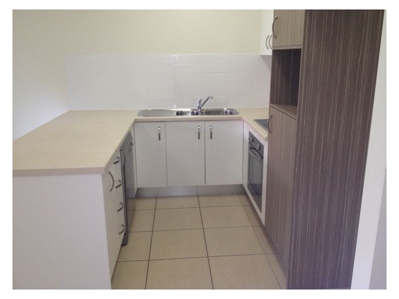 10/23 Alexandra Avenue, Nambour QLD 4560