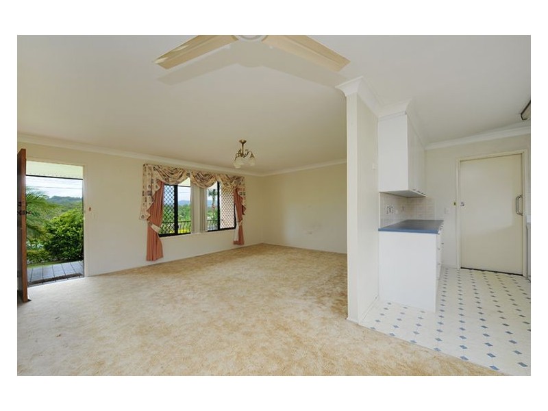 12 Dunning Street, Palmwoods QLD 4555