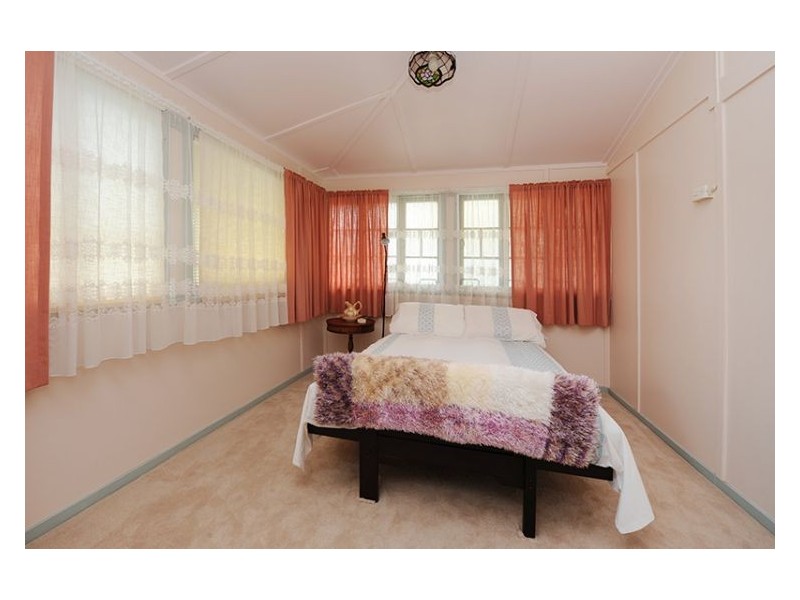 1 Mckay Street, Nambour QLD 4560