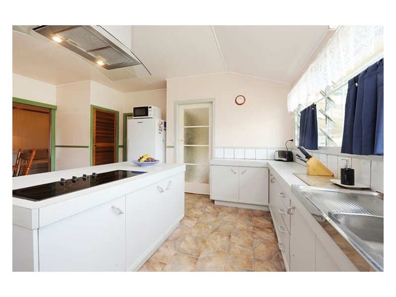 1 Mckay Street, Nambour QLD 4560